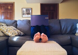 Read more about the article Achieving Work-Life Balance: Practical Tips for Mental Well-being